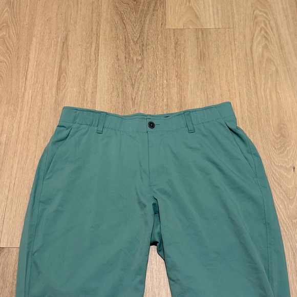 Under Armour Men's Green Golf Pants size 36x34 - Picture 4 of 5